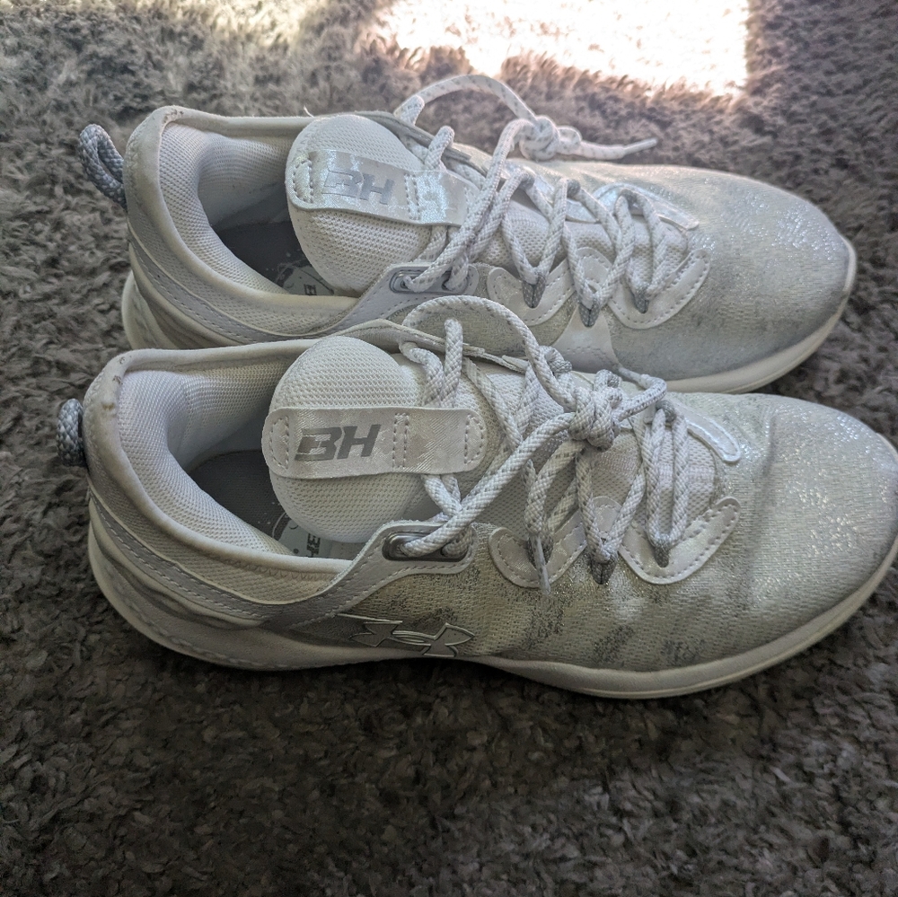 Under Armour Harper 8 Men 8.5 Turf baseball training shoes in white 032026 - Picture 6 of 8